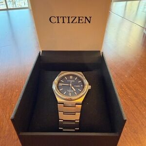 BNWT! Men’s Citizen Eco-Drive Titanium Watch
